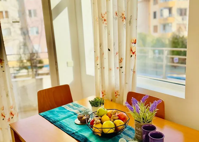 Charming 2-bed Flat With Pool View In Sunny Beach, Bulgaria Napospart