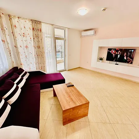 Charming 2-bed Flat With Pool View In Sunny Beach, Bulgaria * Sunny Beach