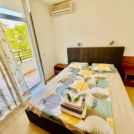 Apartament Charming 2-bed Flat With Pool View In Sunny Beach, Bulgaria *