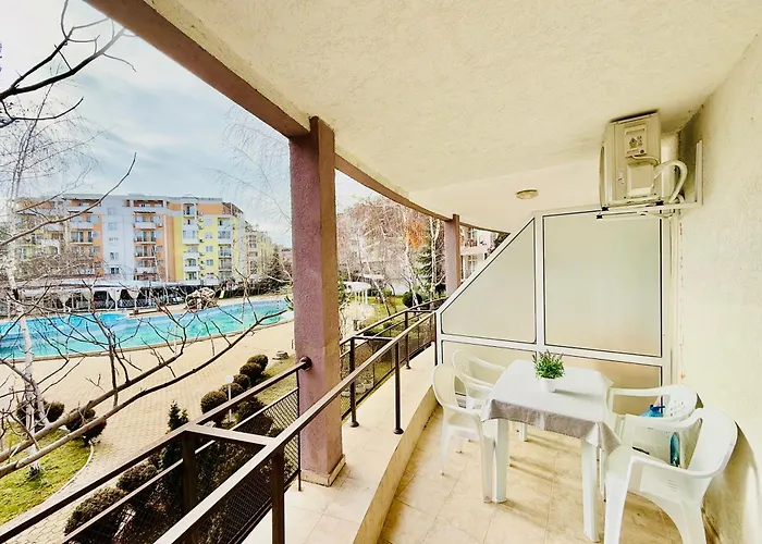 Charming 2-bed Flat With Pool View In Sunny Beach, Bulgaria Apartment Sunny Beach