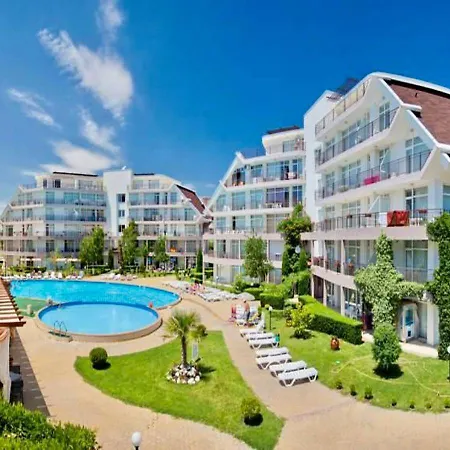 Apartament Charming 2-bed Flat With Pool View In Sunny Beach, Bulgaria Słoneczny Brzeg