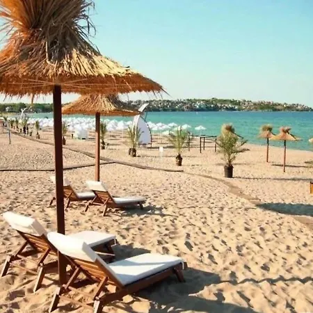 Charming 2-bed Flat With Pool View In Sunny Beach, Bulgaria Apartament Słoneczny Brzeg